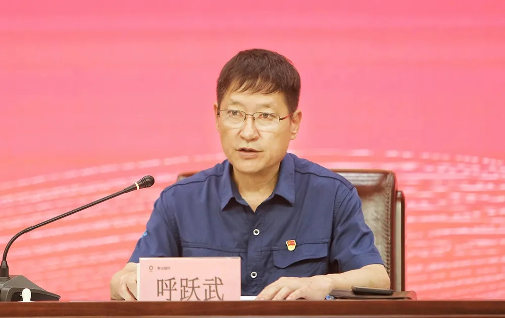 2.webp.jpg 2.webp.jpg